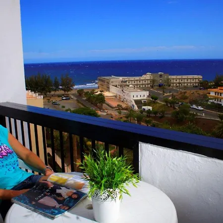 New Folías Aparthotel 3*