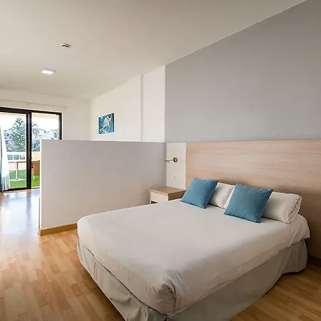 Folias アパートホテル 3*