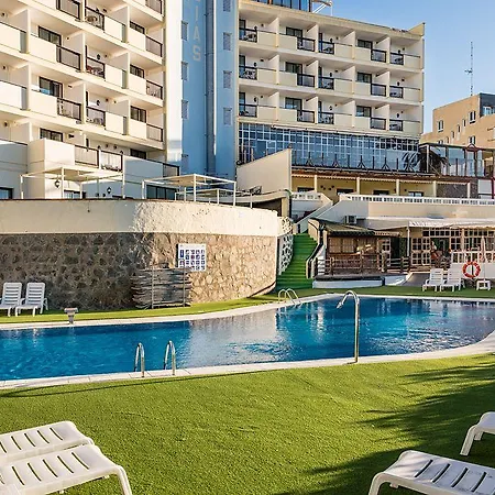 アパートホテル Folias