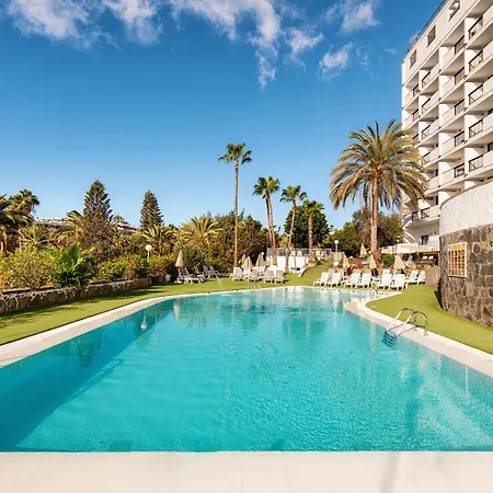 アパートホテル Folias 3*