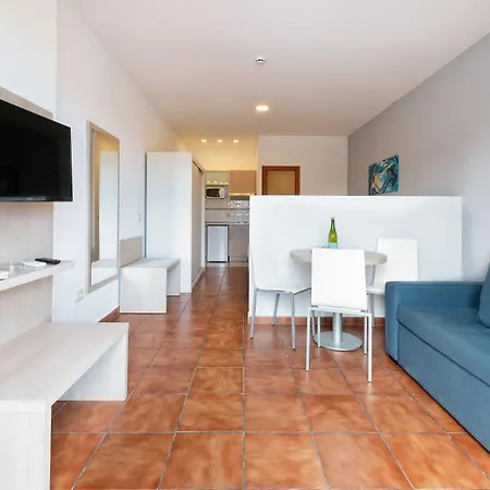 アパートホテル Folias