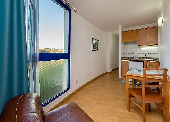 Apart Otel Folias 3*