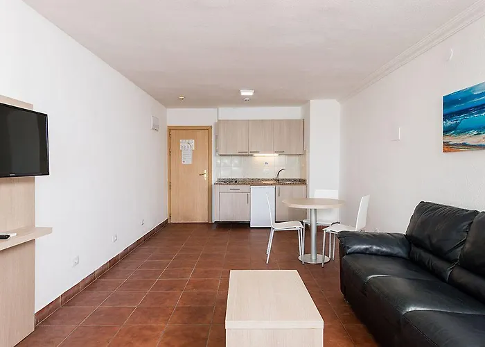 Apart Otel Folias 3*