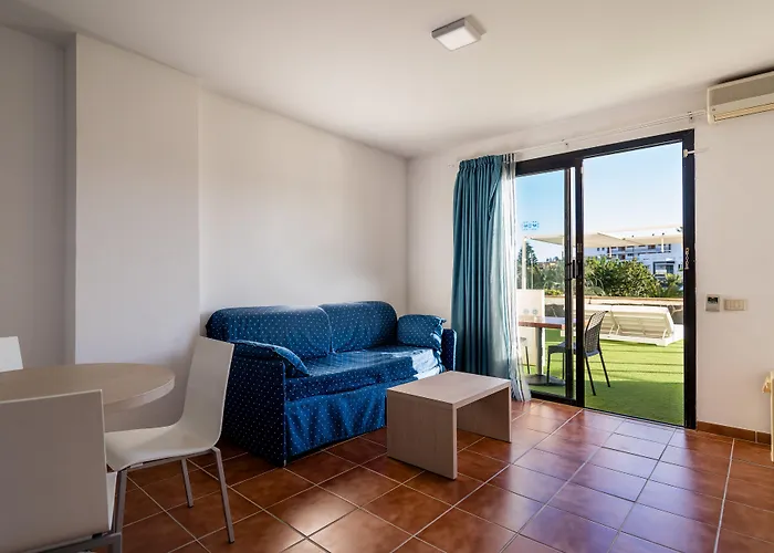Apart Otel Folias 3*